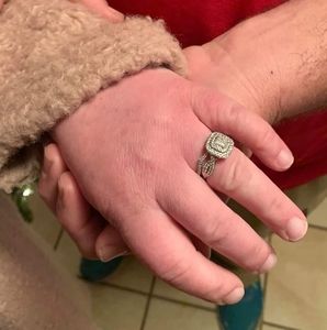 Meet your Posher, Jinger